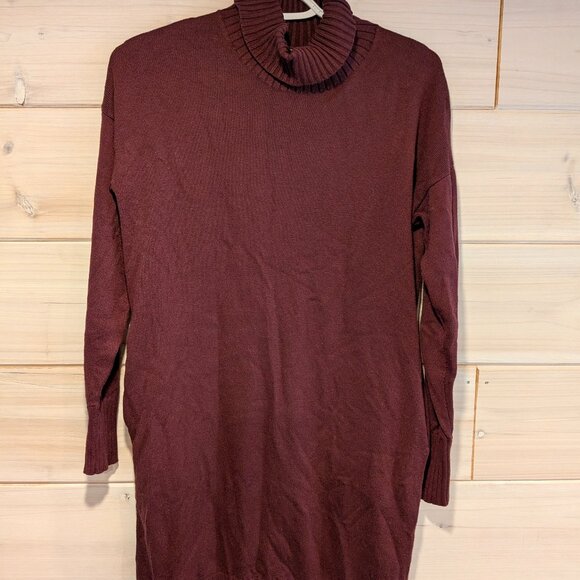 Lululemon Softer Still Dress in Garnet in Small - Picture 2 of 10